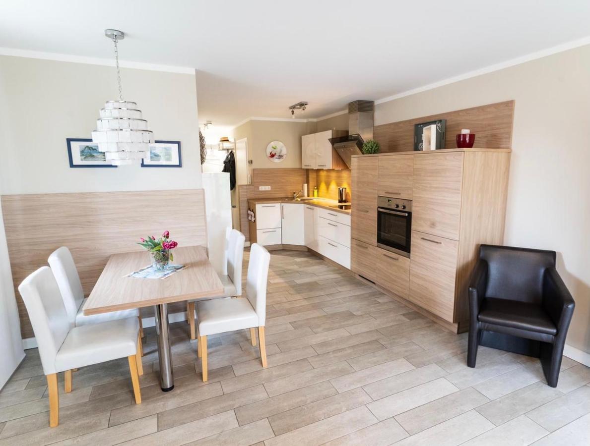 Ferienwohnung Strandgut - Kavelweg 9 - Zingst Esterno foto